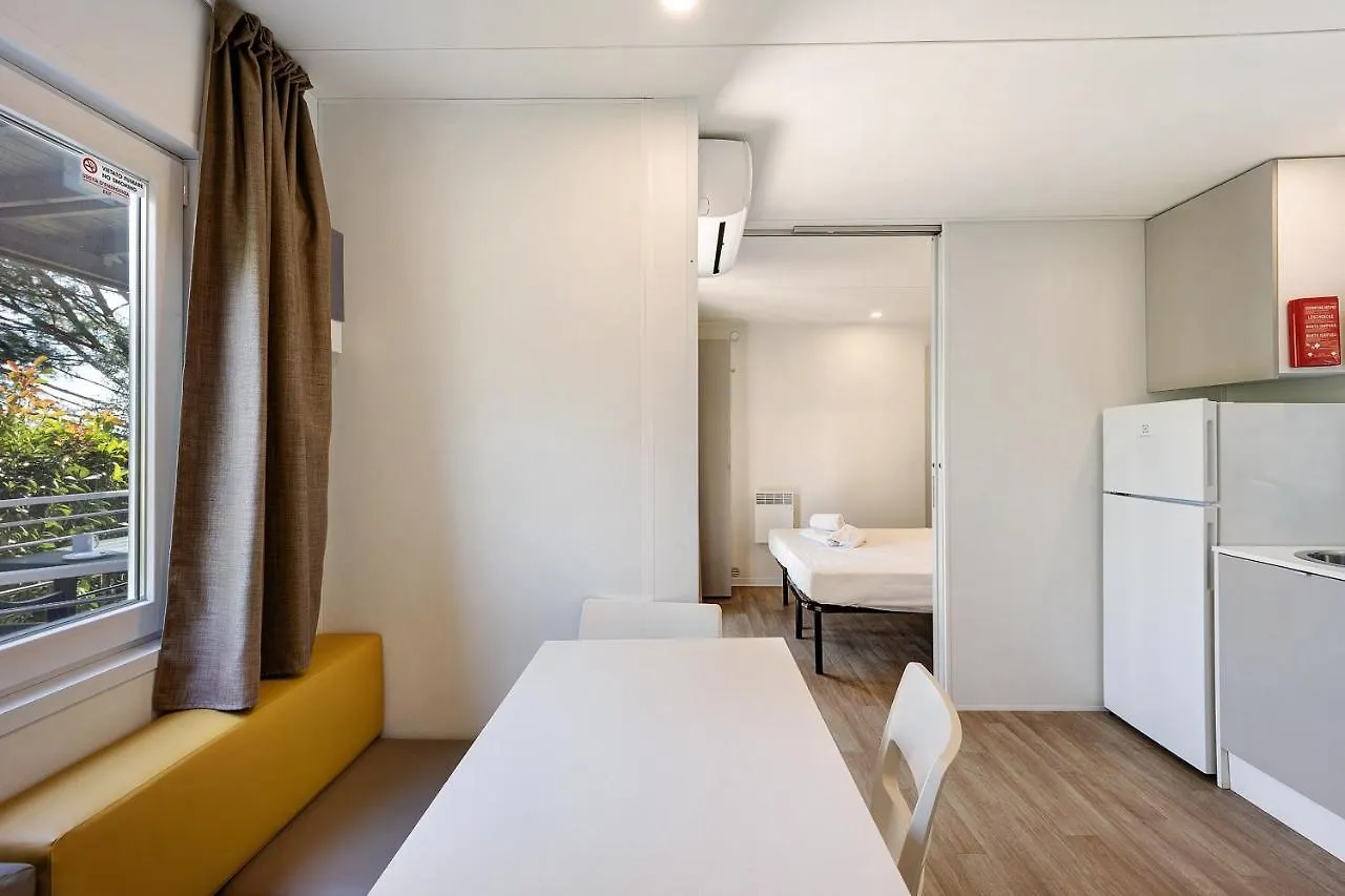 Mobile Home Ulivi 147 Pietra Ligure 0*,  Italy