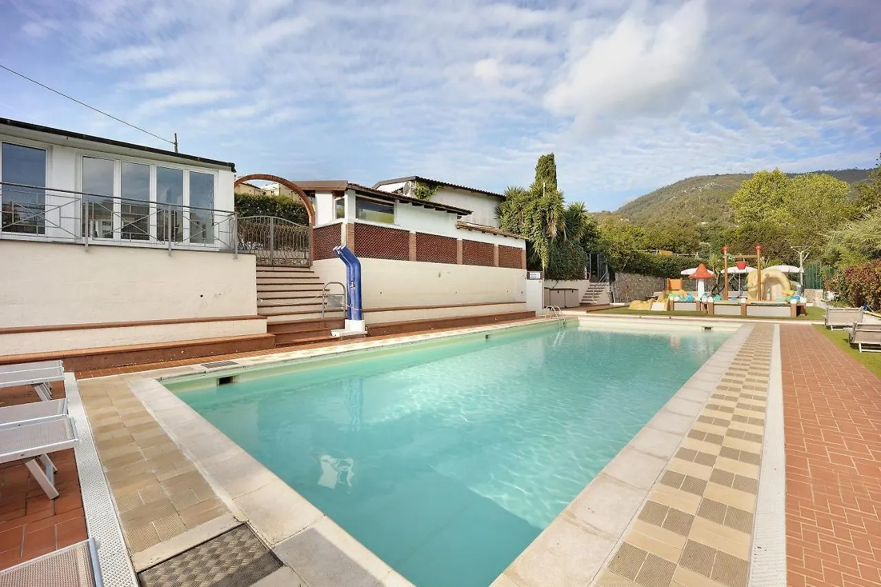 Mobile Home Ulivi 147 Pietra Ligure 0*,  Italy
